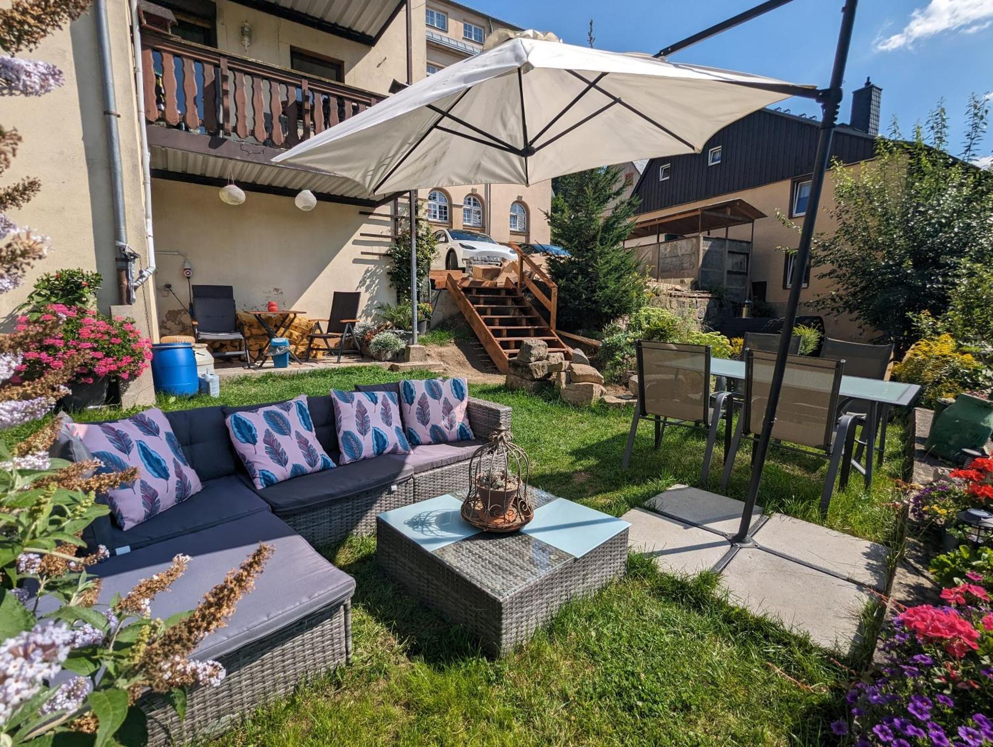 Hw4B - Urlaubsmagie - Zentral Mit Gemeinschaftsgarten, -Pool, -Sauna & Whirlpool Sebnitz Exterior foto