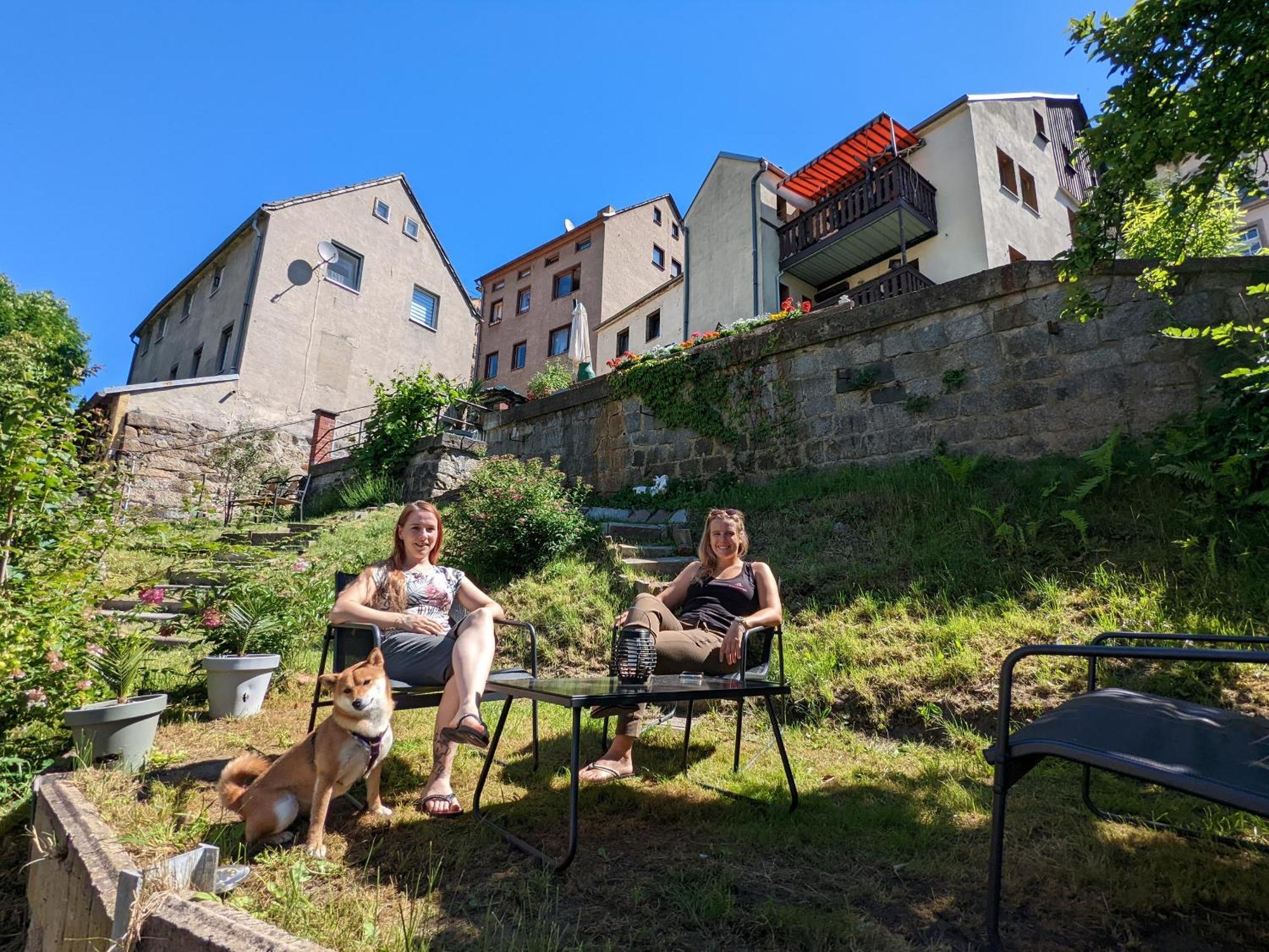 Hw4B - Urlaubsmagie - Zentral Mit Gemeinschaftsgarten, -Pool, -Sauna & Whirlpool Sebnitz Exterior foto
